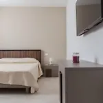 Mina 公寓