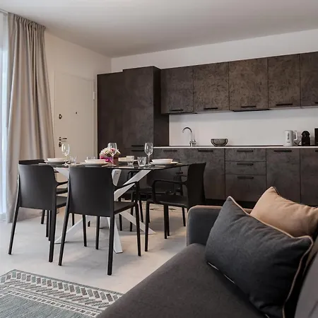 Mina Apartment *