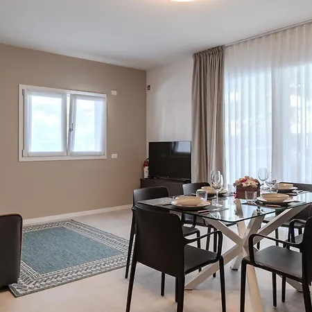 Apartman Mina *